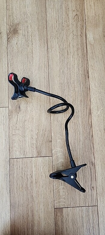 Akrobat masa telefon tutucu