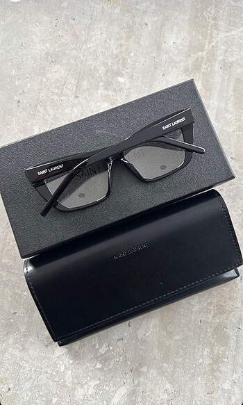 Beden YVES SAİNT LAURENT GÖZLÜK