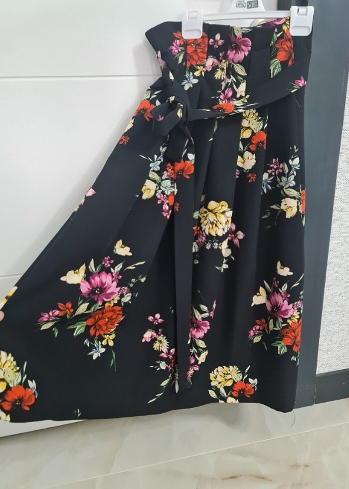 Bershka midi etek - Görsel 2