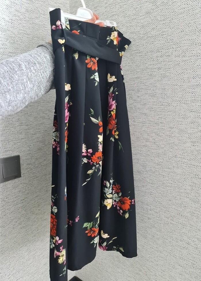 Bershka midi etek - Görsel 4