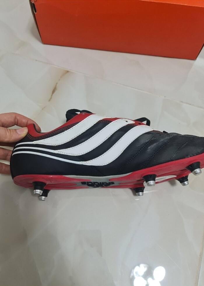 Adidas predator metal dişli krampon - Görsel 3