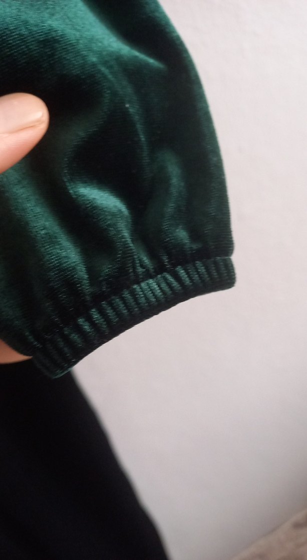 Uzun Kollu Pileli Yeşil Gotik Elbise - Görsel 2