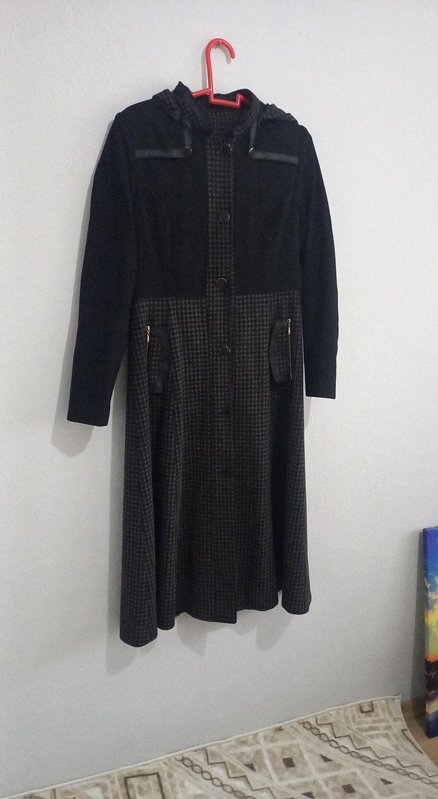 Düğmeli Siyah Uzun Kadın Kaban - Görsel 3