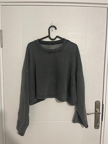 zara sweatshirt