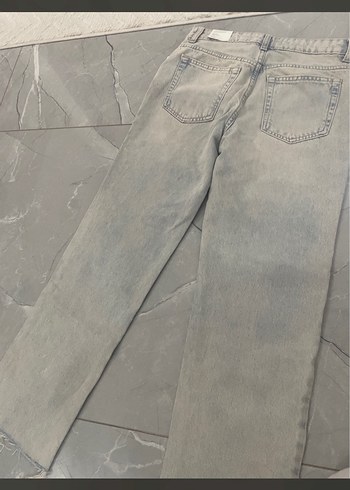 34 Beden mavi Renk Mango jean pantolon