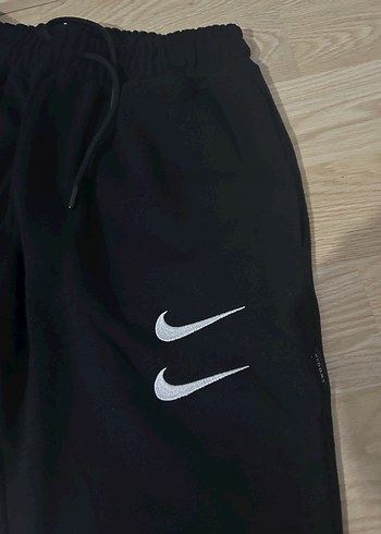 Nike Worldwide Tour siyah erkek eşofman - Görsel 3