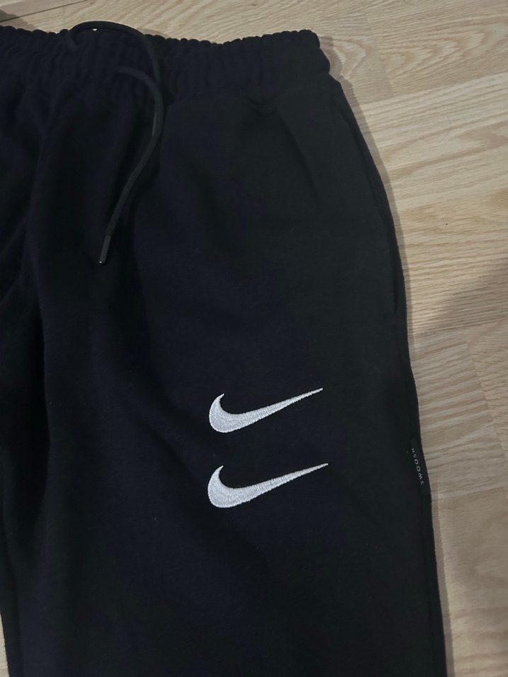 Nike Worldwide Tour siyah erkek eşofman - Görsel 3