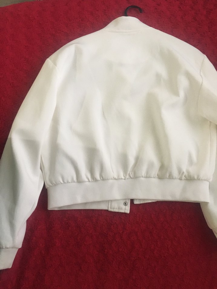 Düğmeli Beyaz Midi Kadın Ceket - Görsel 3