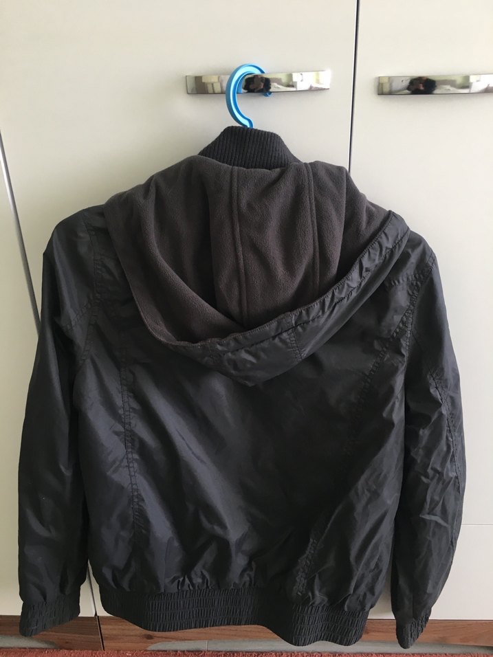 Siyah Fermuarlı Kadın Spor Ceket - Görsel 3