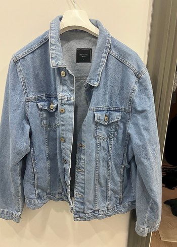 Düğmeli Mavi Denim Ceket
