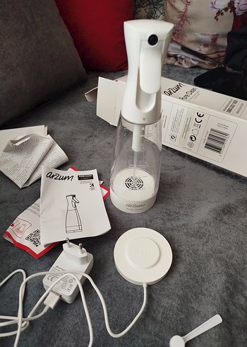 Arzum Beyaz ve Gri dezenfektan yapma makinesi