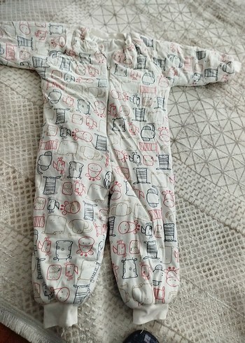 Nakışlı Beyaz Erkek Bebek Tulum