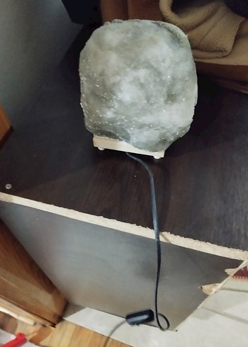 Bej ve Gri Doğal Kaya Tuz Lambası - Görsel 2