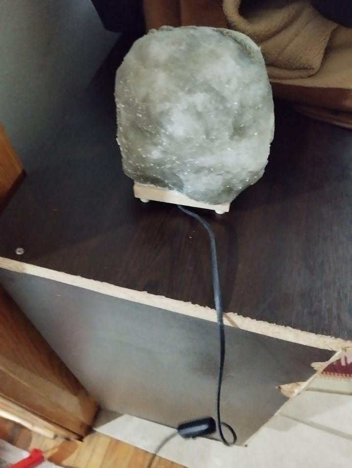 Bej ve Gri Doğal Kaya Tuz Lambası - Görsel 2