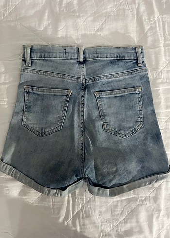 Gri Mavi Bağlama Desenli Mini Denim Şort - Görsel 3