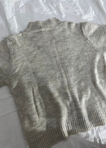 Gri-Krem Yüksek Yakalı Örgü Kadın Kazak - Görsel 2