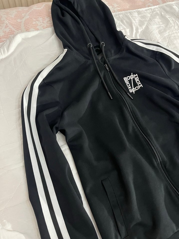 Siyah Fermuarlı Kapüşonlu Spor Ceket - Görsel 3