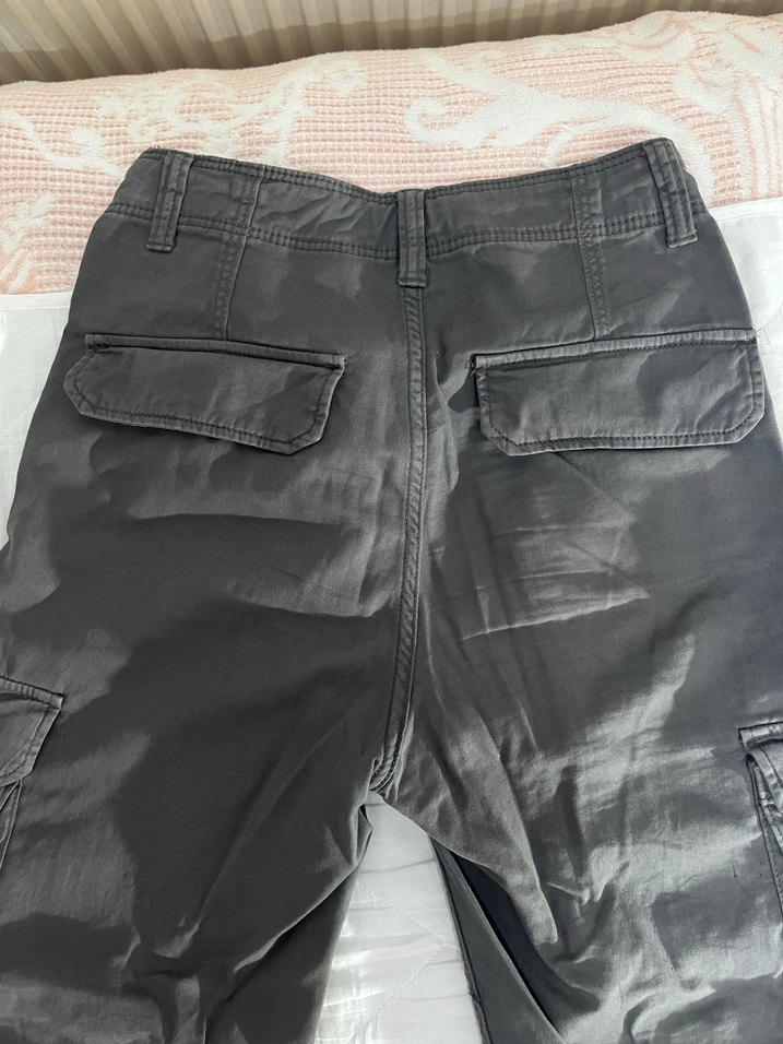 Gri Rahat Kesim Kargo Pantolon - Görsel 3