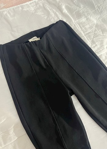 Siyah Pileli ispanyol paça Kumaş Pantolon - Görsel 4