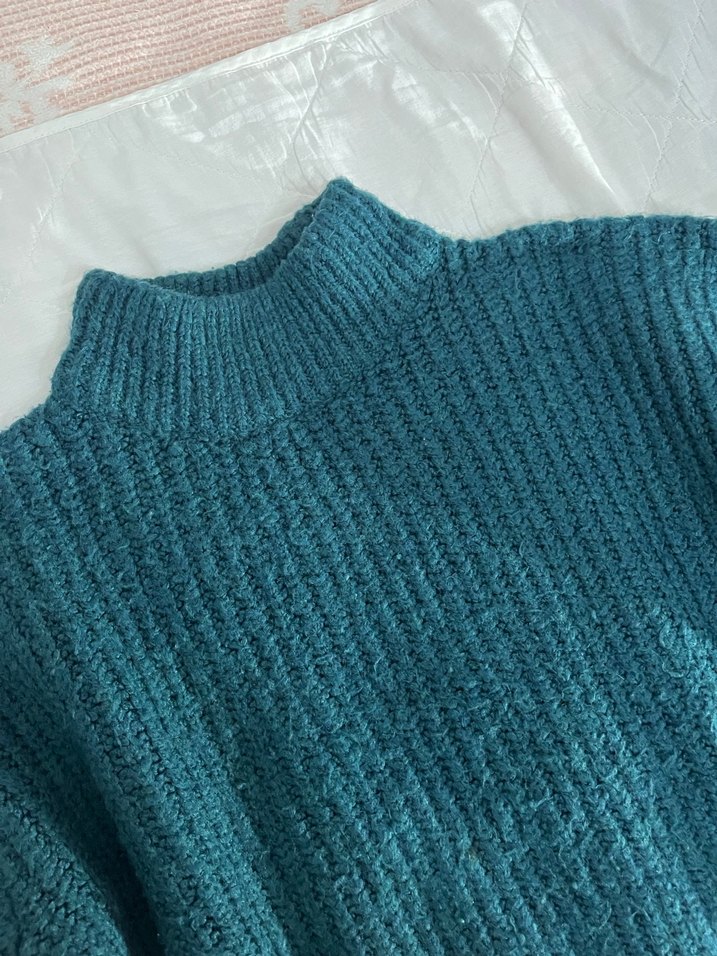 Kadın Koyu Yeşil Yüksek Yakalı Triko Kazak - Görsel 4