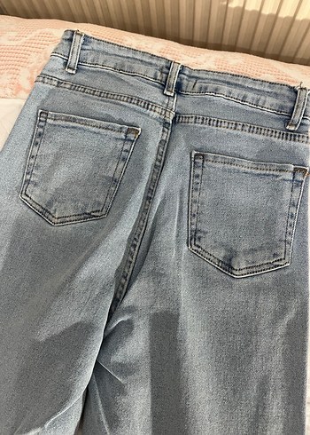 Düğmeli Gri Normal Boy Bol paça Bayan Denim Pantolon - Görsel 3