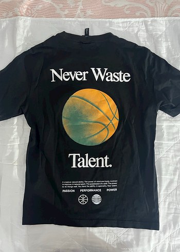 Siyah Baskılı  Kısa Kollu Tişört - Görsel 2