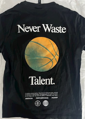 Siyah Baskılı  Kısa Kollu Tişört - Görsel 3