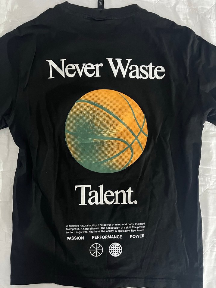 Siyah Baskılı  Kısa Kollu Tişört - Görsel 3