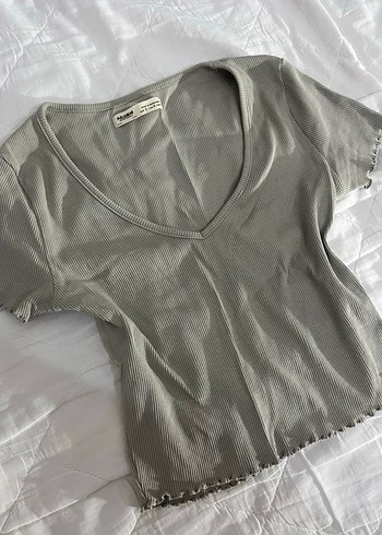 Gri V Yaka Kısa Kollu Crop Top - Görsel 2