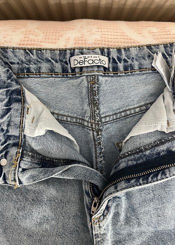 Gri Renk Yırtık Detaylı Kadın Denim Jean - Görsel 5
