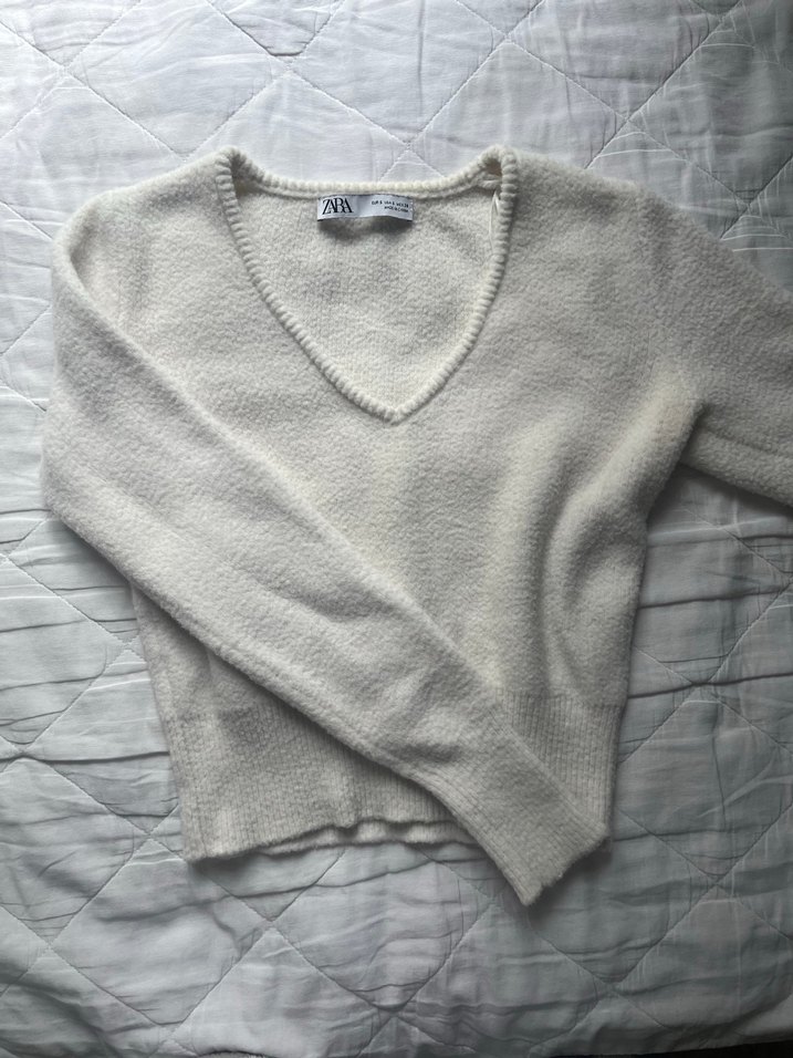 Zara beyaz V Yakalı Kadın Triko Kazak - Görsel 2