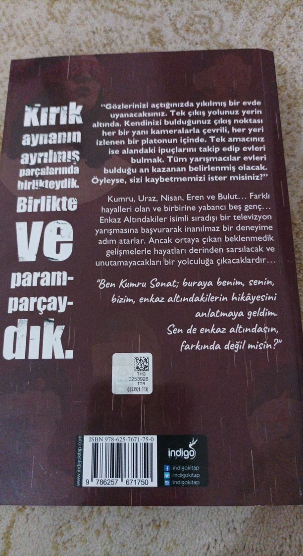 Enkaz Altındakiler Roman - Görsel 2