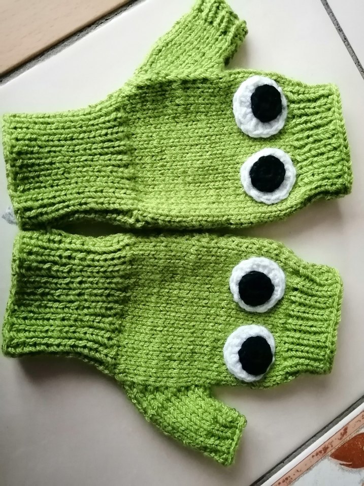 Yeşil Örgü Parmaksız Eldiven - Görsel 3