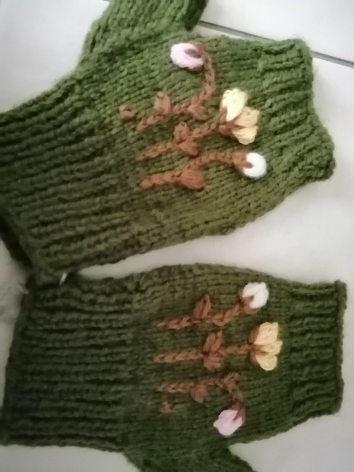 Yeşil Örgü Bohem Kadın Eldiveni - Görsel 3