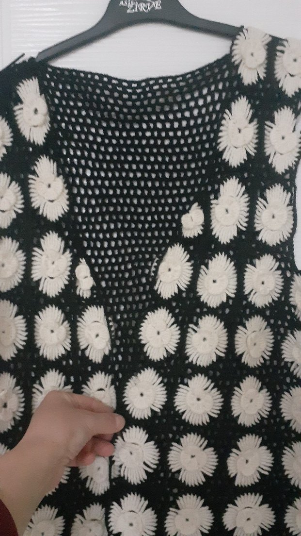 Desenli Düğmeli Bohem Örgü Kadın Yelek - Görsel 3