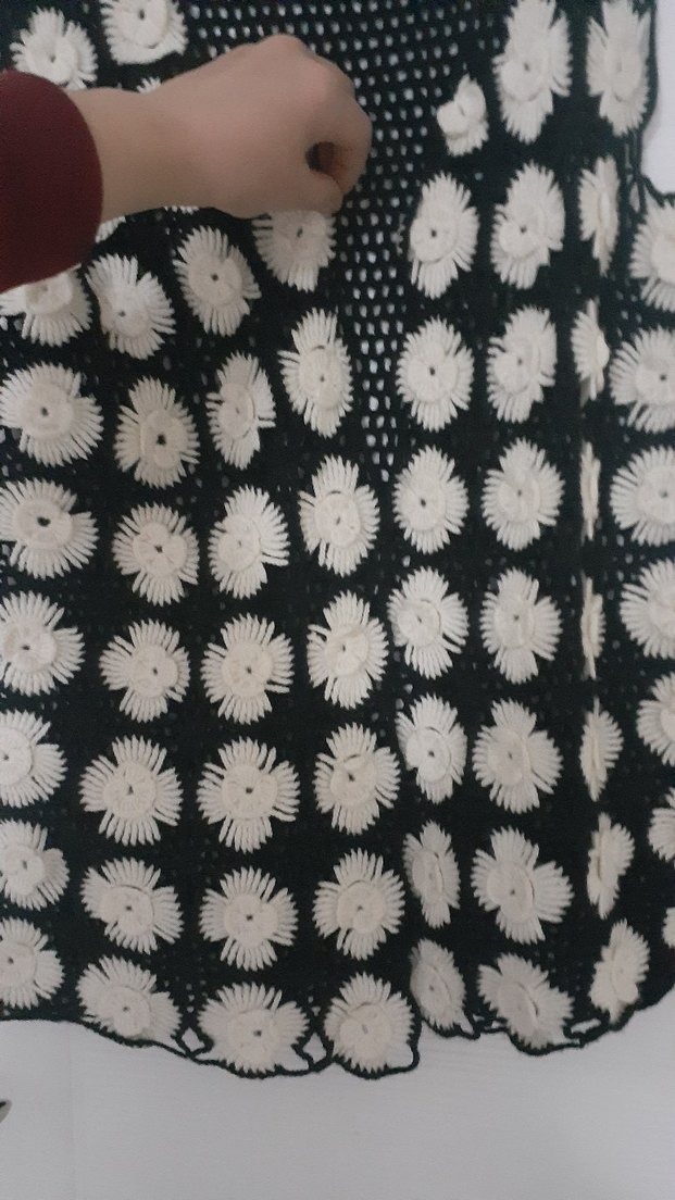 Desenli Düğmeli Bohem Örgü Kadın Yelek - Görsel 2