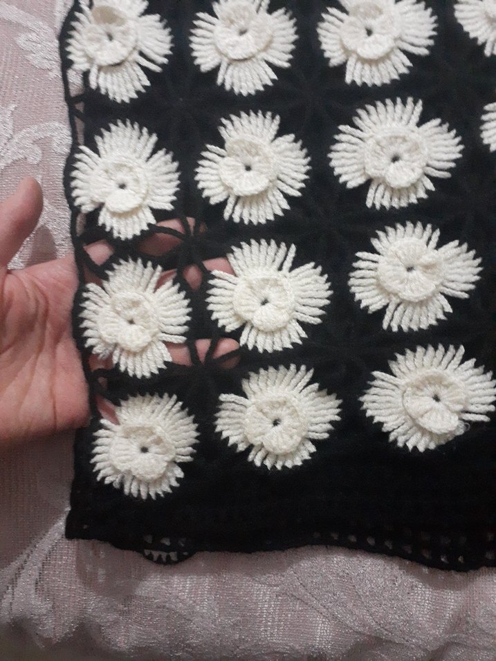 Desenli Düğmeli Bohem Örgü Kadın Yelek - Görsel 5