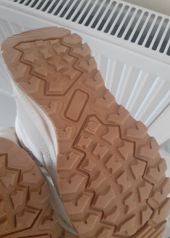 Tokalı Beyaz Kız Çocuk Botu - Görsel 8