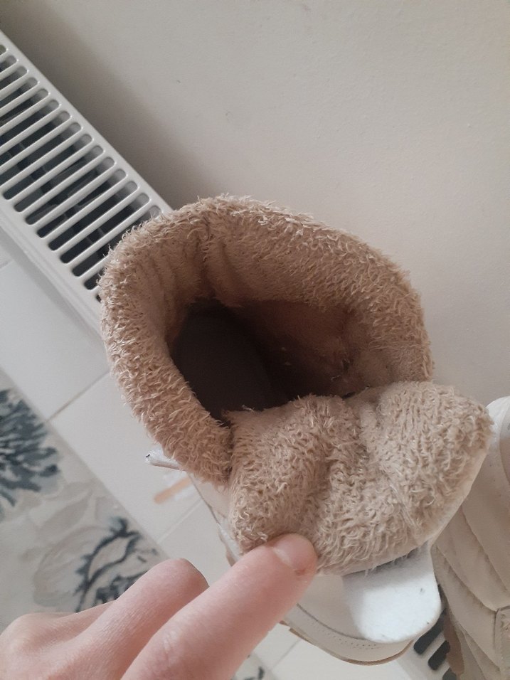 Tokalı Beyaz Kız Çocuk Botu - Görsel 4