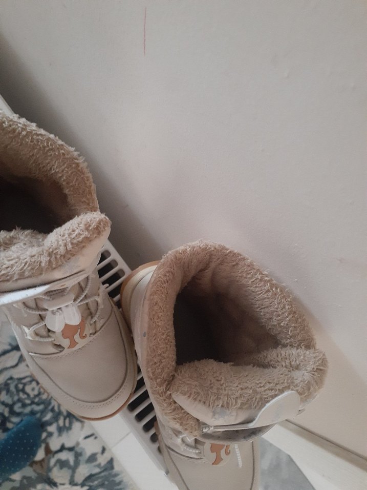 Tokalı Beyaz Kız Çocuk Botu - Görsel 5