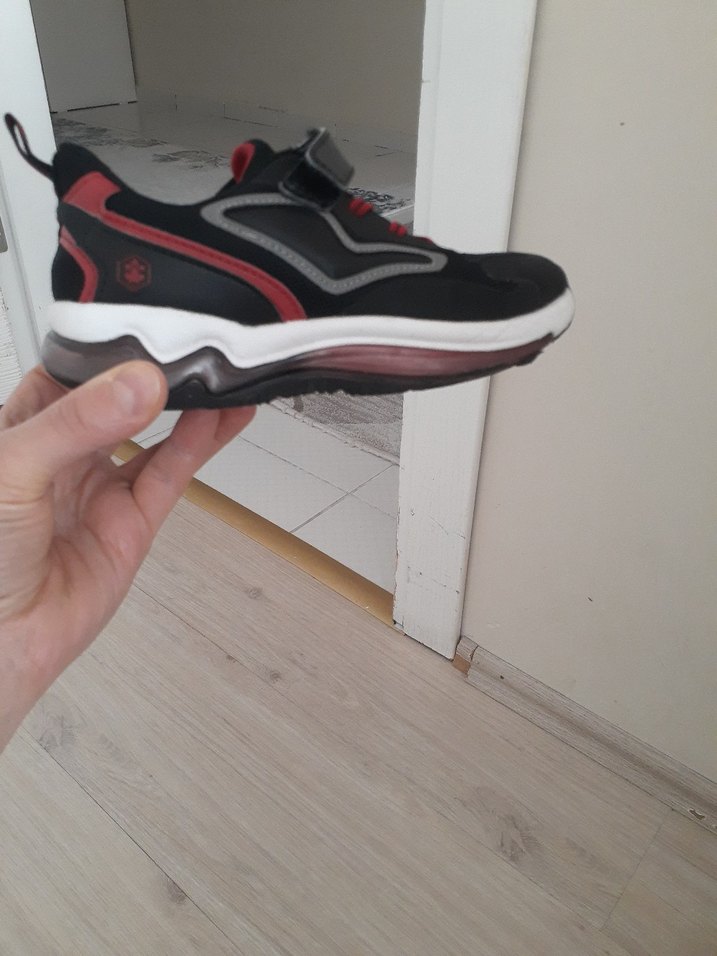 Erkek Çocuk Kırmızı Cırt Cırtlı Spor Ayakkabı - Görsel 5