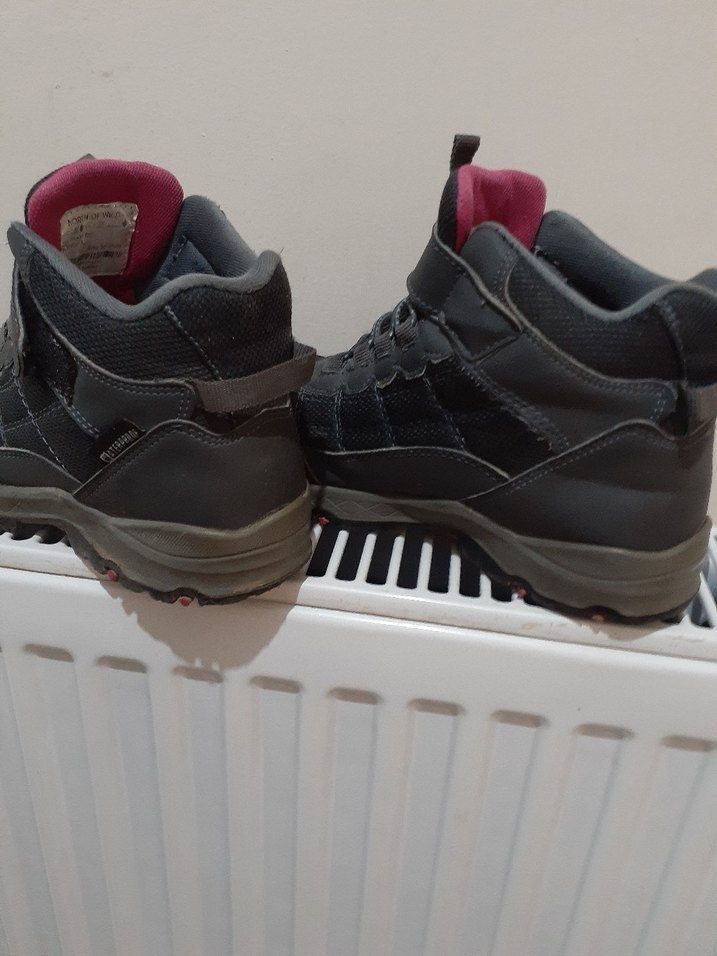 Erkek Çocuk Siyah Baskılı Spor Bot - Görsel 3