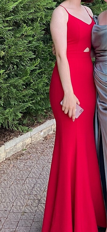 Abiye 1 kere giyildi