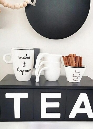 Tea yazılı çay kutusu