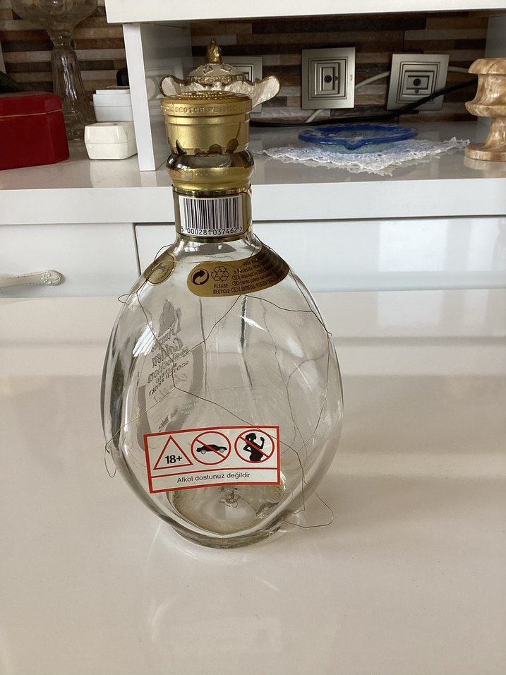 Dimple Golden Selection Viski Şişesi - Görsel 3