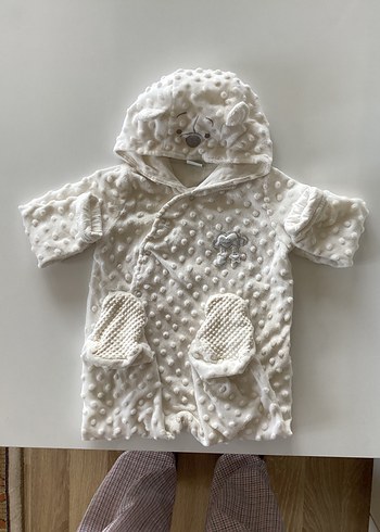 Kapüşonlu Beyaz Örgü Bebek Tulumu - Görsel 8