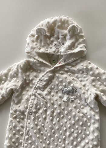 Kapüşonlu Beyaz Örgü Bebek Tulumu - Görsel 4