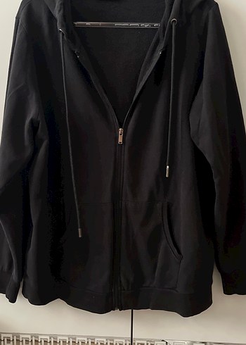 Siyah Kapüşonlu Fermuarlı Sweatshirt