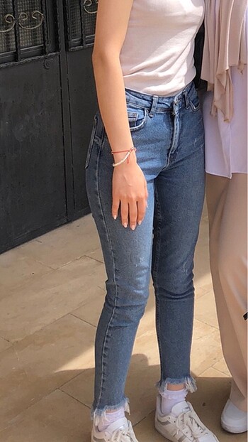 Mavi Jean