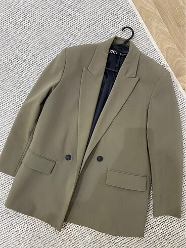Zara haki blazer
